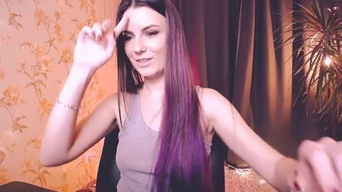 Snapshot of too_beautiful chatting on 12-24-24, 06:28 Elizabeth online show from 12-24-24, 06:28