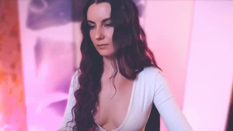 Snapshot of too_beautiful chatting on 02-20-25, 04:36 Elizabeth online show from 02-20-25, 04:36