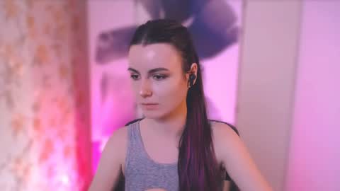 Snapshot of too_beautiful chatting on 02-26-25, 11:30 Elizabeth online show from 02-26-25, 11:30