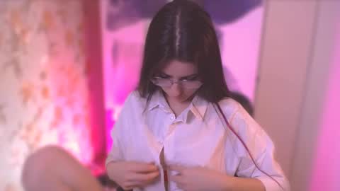 Snapshot of too_beautiful chatting on 02-27-25, 04:53 Elizabeth online show from 02-27-25, 04:53