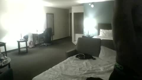 toochillcouple420 online show from 11-08-25, 06:13