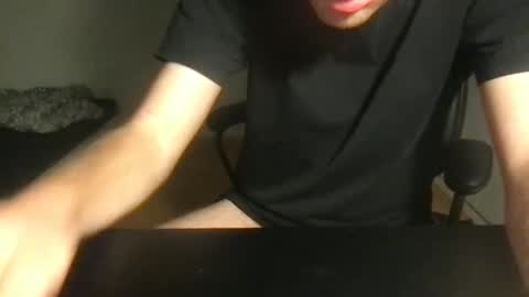 Snapshot of toohottobetrue21 chatting on 09-30-25, 04:28 Max online show from 09-30-25, 04:28