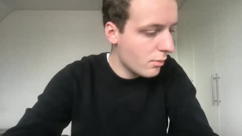 Snapshot of toohottobetrue21 chatting on 11-01-25, 12:51 Max online show from 11-01-25, 12:51