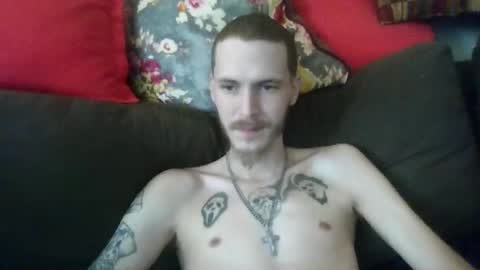 Snapshot of tootall803 chatting on 09-30-25, 08:03 TooTall803 online show from 09-30-25, 08:03