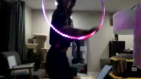 Snapshot of tootsiefoote001 chatting on 05-16-26, 02:08 tootsiefoote001 online show from 05-16-26, 02:08