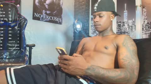 Snapshot of toower_ chatting on 05-09-26, 04:17 T O W E R online show from 05-09-26, 04:17