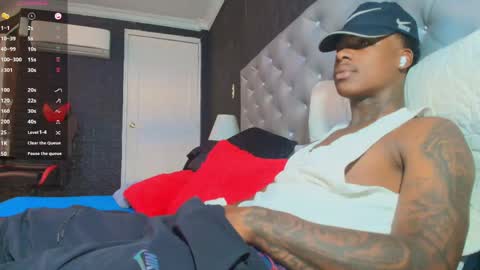 Snapshot of toower_ chatting on 05-22-26, 03:57 T O W E R online show from 05-22-26, 03:57
