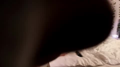 Alice and Sandra online show from 09-13-25, 04:07