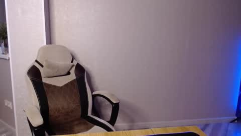 Glebaty online show from 02-23-25, 09:11