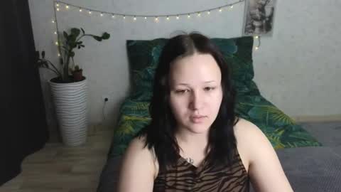 Tori online show from 06-10-26, 02:45