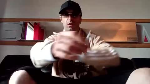torontosee online show from 05-24-26, 01:38