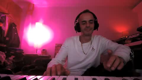 Torosko online show from 02-18-26, 11:01