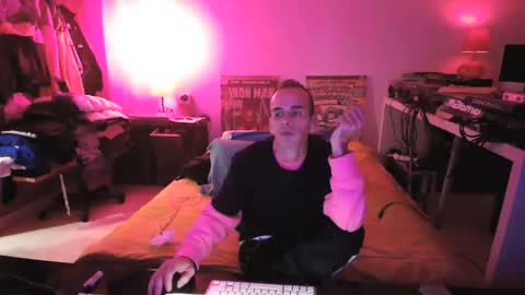 Torosko online show from 02-22-26, 10:19