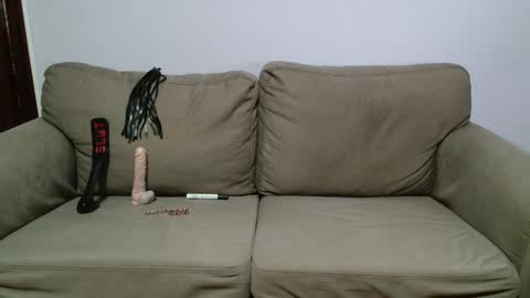 Snapshot of torturemaster chatting on 09-13-25, 09:09 torturemaster online show from 09-13-25, 09:09