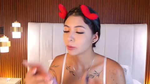 Snapshot of tory_gb chatting on 02-20-26, 07:21 Ana Maria online show from 02-20-26, 07:21