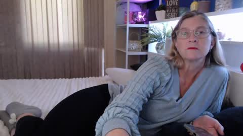 Milly online show from 07-24-26, 12:19