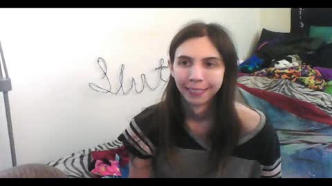 Luna online show from 10-02-25, 01:56