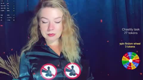 Snapshot of totally_spy chatting on 10-16-25, 07:31 Madam Viktoria Vacation in Portugal 2811 - 0412 online show from 10-16-25, 07:31