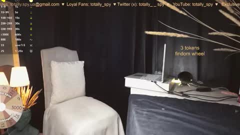 Snapshot of totally_spy chatting on 11-09-25, 07:28 Madam Viktoria Vacation in Portugal 2811 - 0412 online show from 11-09-25, 07:28