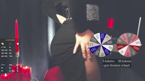 Snapshot of totally_spy chatting on 01-18-26, 12:20 Madam Viktoria Vacation in Portugal 2811 - 0412 online show from 01-18-26, 12:20