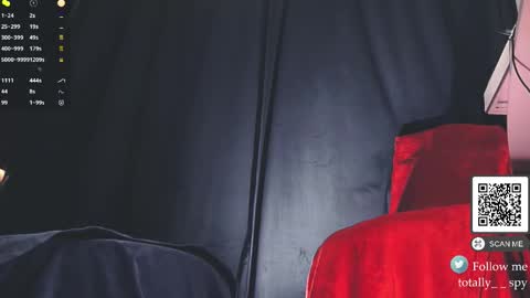 Snapshot of totally_spy chatting on 02-15-26, 08:27 Madam Viktoria Vacation in Portugal 2811 - 0412 online show from 02-15-26, 08:27