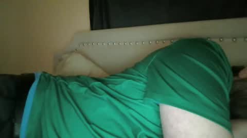 Snapshot of totalpackage2089 chatting on 12-19-25, 09:44 Big Daddy Balls online show from 12-19-25, 09:44