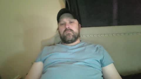 Snapshot of totalpackage2089 chatting on 02-14-26, 04:26 Big Daddy Balls online show from 02-14-26, 04:26