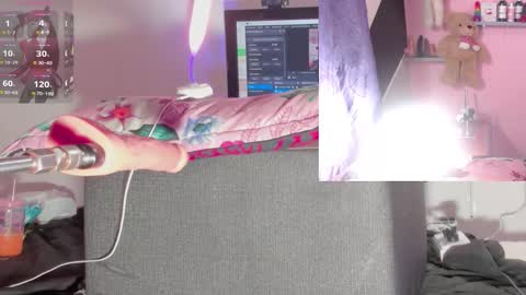 Snapshot of touk_kira chatting on 11-27-25, 03:08 touk_kira online show from 11-27-25, 03:08