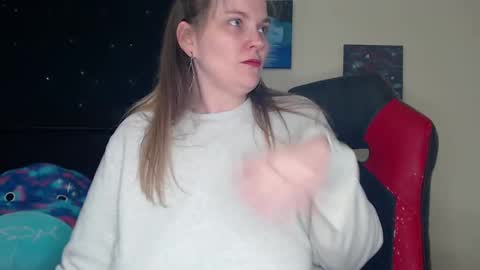 Lilly Miss Mistress Goddess Maam Queen Boss online show from 01-02-25, 12:03