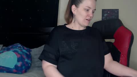 Lilly Miss Mistress Goddess Maam Queen Boss online show from 01-17-25, 10:00