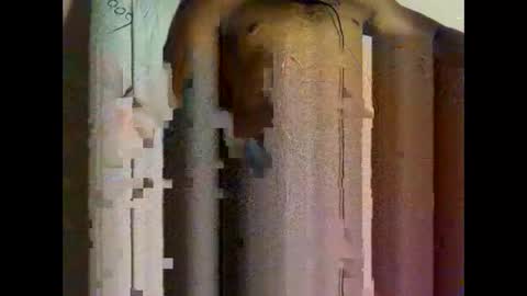 Snapshot of toyboy4usemmm chatting on 11-22-25, 02:27 toyboy4usemmm online show from 11-22-25, 02:27