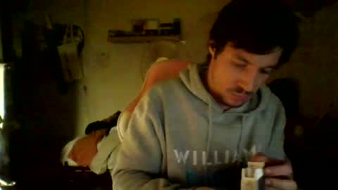 Snapshot of toyboysquirt chatting on 06-18-26, 04:35 toyboysquirt online show from 06-18-26, 04:35