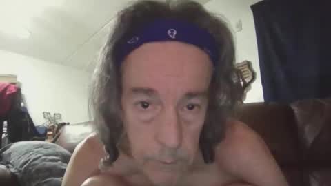 Snapshot of tpatslvr chatting on 03-03-26, 12:44 Sasha online show from 03-03-26, 12:44