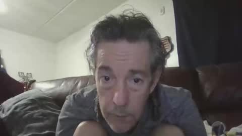 Snapshot of tpatslvr chatting on 03-12-26, 10:43 Sasha online show from 03-12-26, 10:43