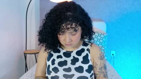 Snapshot of tracielowe_w chatting on 10-08-25, 03:26 tracielowe_w online show from 10-08-25, 03:26