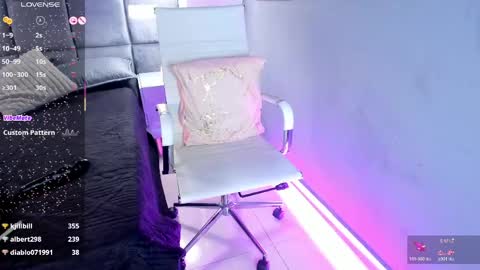 Snapshot of tracy_lambo chatting on 05-16-26, 12:18 tracy online show from 05-16-26, 12:18