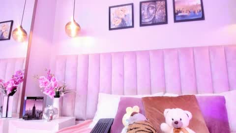 Snapshot of tracy_lee_ chatting on 02-23-26, 08:50 Tracy online show from 02-23-26, 08:50