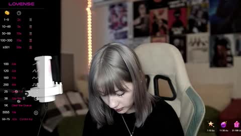 Ariana and Erik online show from 02-10-26, 01:04