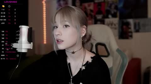 Ariana and Erik online show from 03-06-26, 01:18