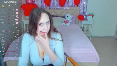 Kate online show from 02-13-25, 11:28