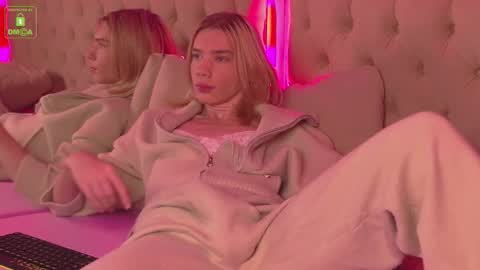 STACY online show from 10-17-25, 04:42