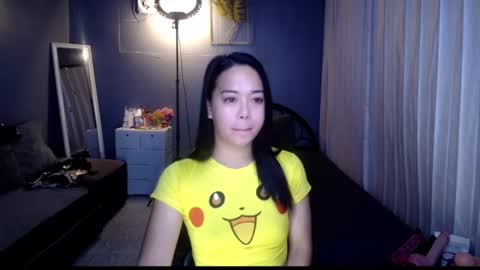 Snapshot of transmanilasue chatting on 07-21-26, 12:35 Sue online show from 07-21-26, 12:35