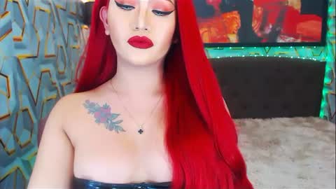 Snapshot of transplayfullolivia chatting on 12-17-24, 11:38 KYLIE BELLA TS online show from 12-17-24, 11:38