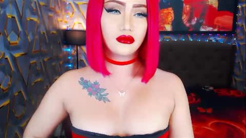 Snapshot of transplayfullolivia chatting on 12-24-24, 02:43 KYLIE BELLA TS online show from 12-24-24, 02:43