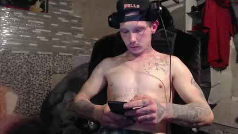 Snapshot of trapb606 chatting on 03-11-26, 03:01 trapb606 online show from 03-11-26, 03:01