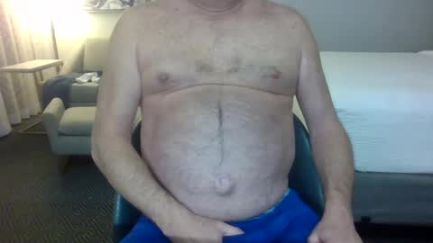 Snapshot of travelingman53 chatting on 01-15-25, 06:01 Travelingman53 online show from 01-15-25, 06:01