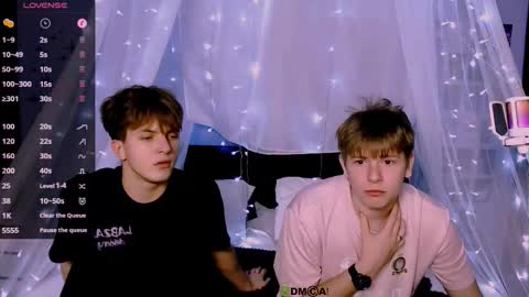 Travis online show from 09-30-25, 07:52