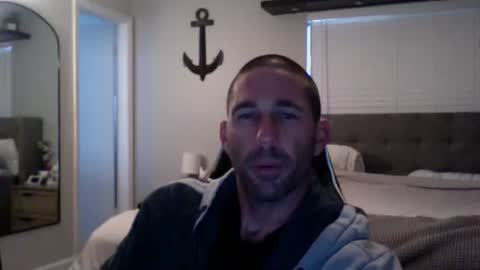 Snapshot of traviskenn chatting on 12-02-24, 12:40 TravisKenn online show from 12-02-24, 12:40