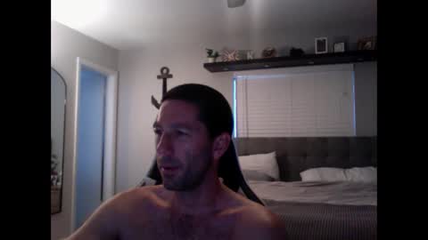 Snapshot of traviskenn chatting on 12-20-24, 12:49 TravisKenn online show from 12-20-24, 12:49