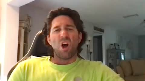 Snapshot of traviskenn chatting on 01-05-26, 07:39 TravisKenn online show from 01-05-26, 07:39